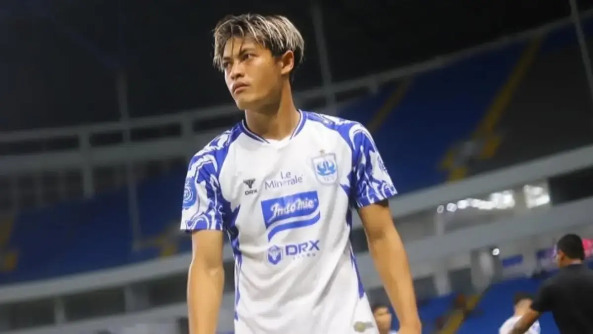 Pemain PSIS Semarang Alfeandra Dewangga