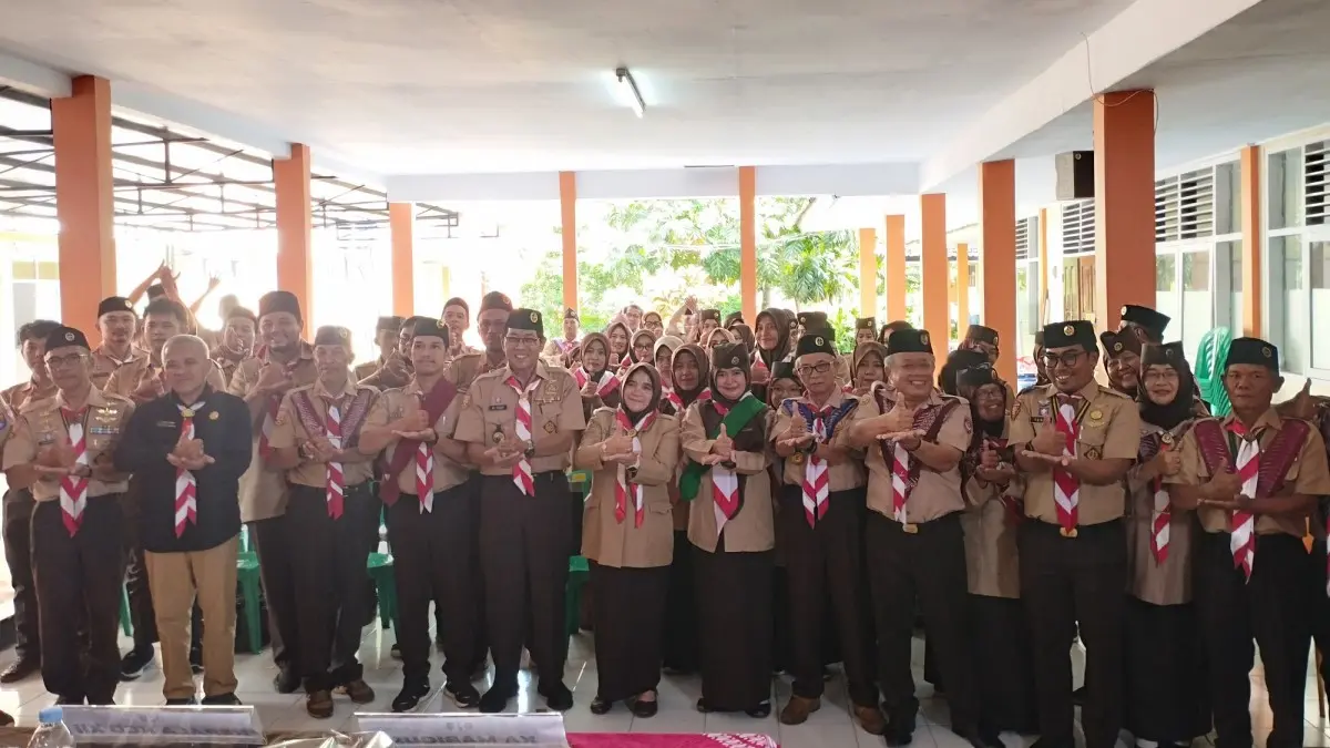 PELATIHAN PRAMUKA
