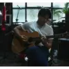 Lirik Lagu Pesona Sederhana (tangkapan layar YouTube Rony Parulian)