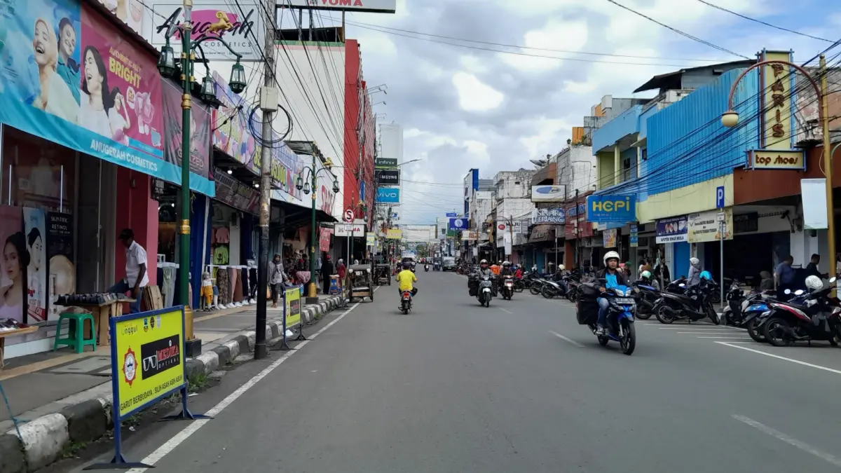 jalan ahmad yani garut