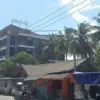 pegawai hotel dan restoran di Pangandaran