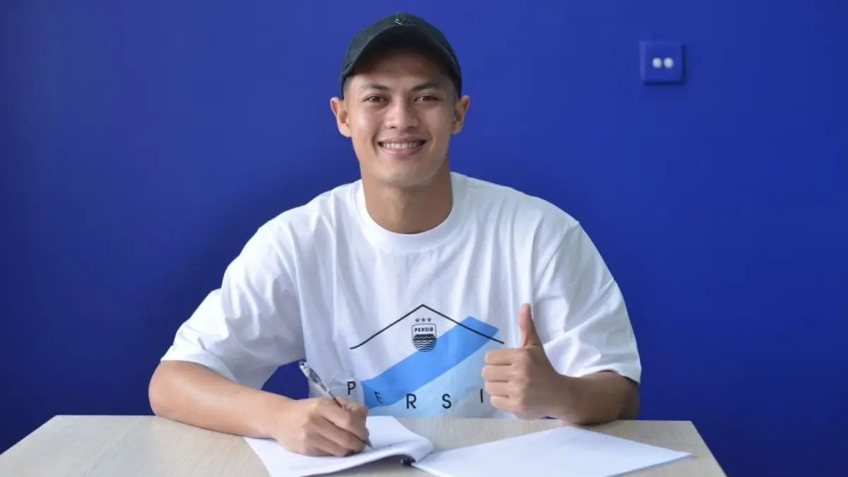 Bos Persib Ungkap Kenapa Persib Rekrut Alfeandra Dewangga