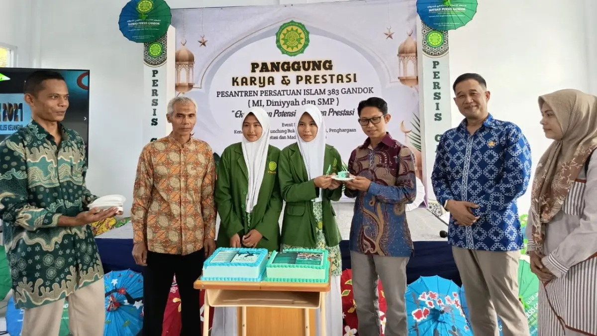 LAUNCHING BUKU
