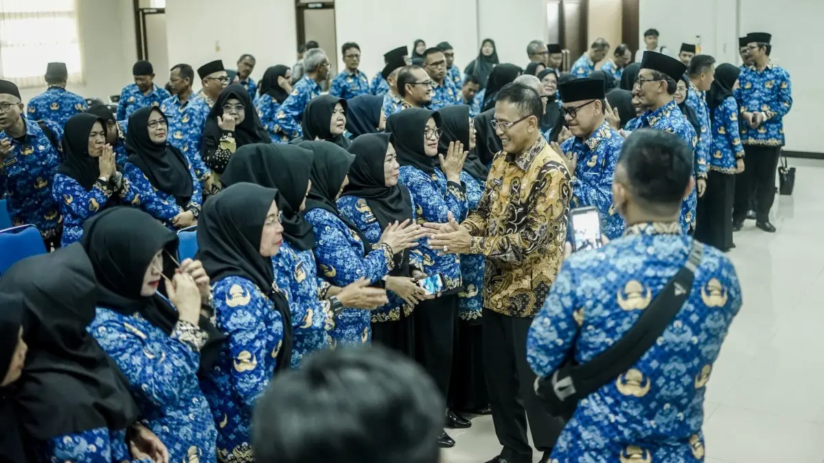 Bupati Ciamis Herdiat Sunarya