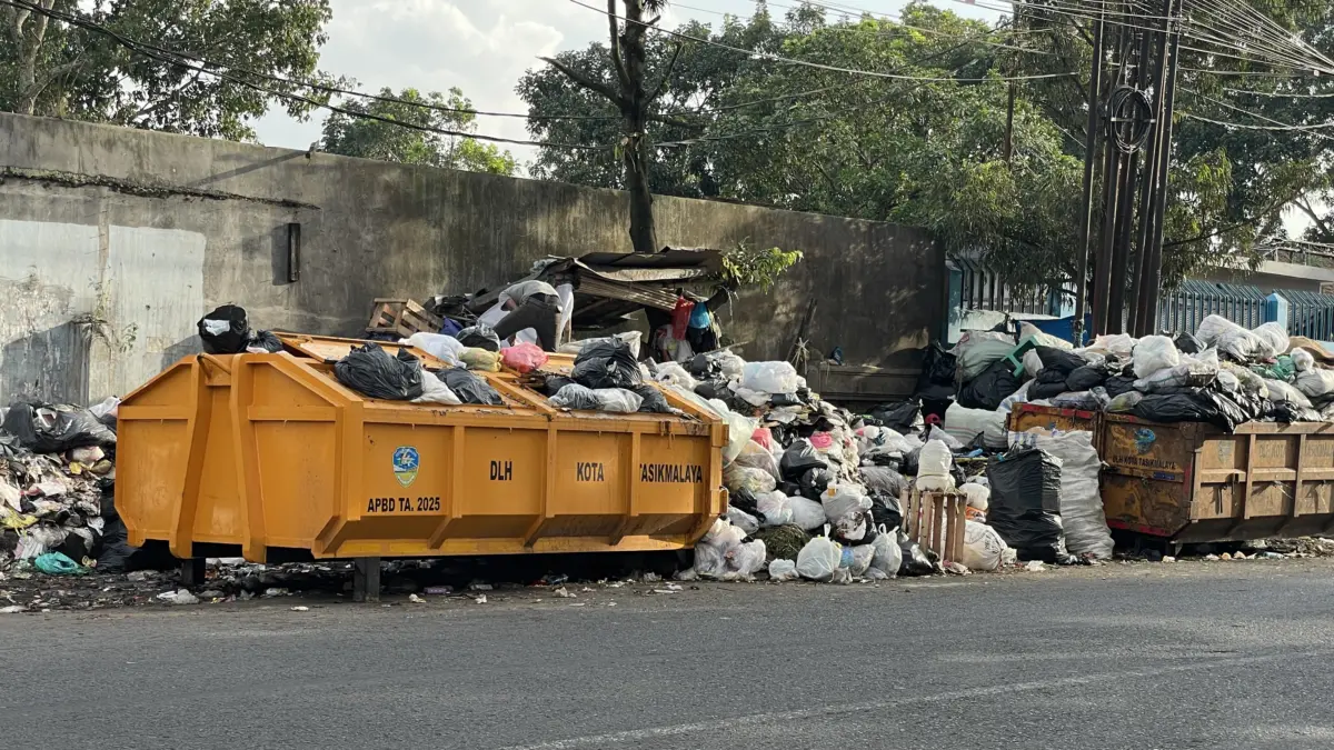Kontainer Sampah Baru Pemkot Tasikmalaya Lebih Banyak di Lokasi Lama Kontainer sampah baru, kota tasikmalaya