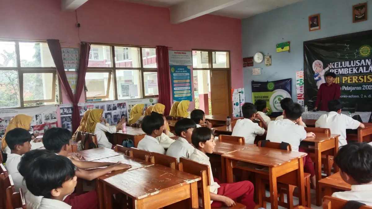 Putusan MK Soal Sekolah Swasta Gratis Dinilai Masih Membingungkan Putusan mk, sekolah madrasah swasta gratis
