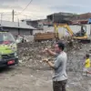 Penanganan sampah pasar cikurubuk