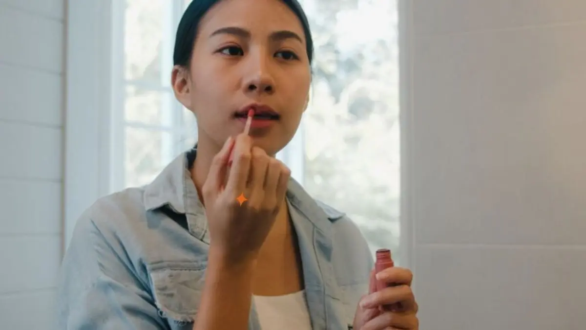 Rekomendasi Lip Serum