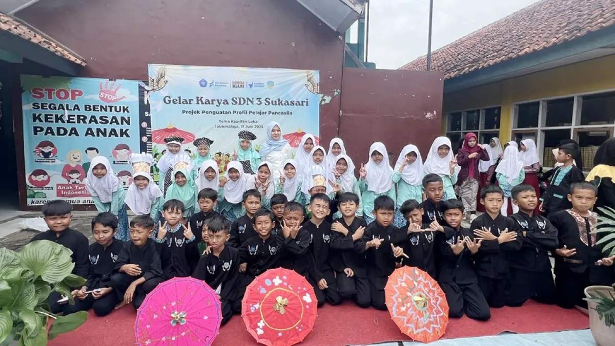 GELAR KARYA