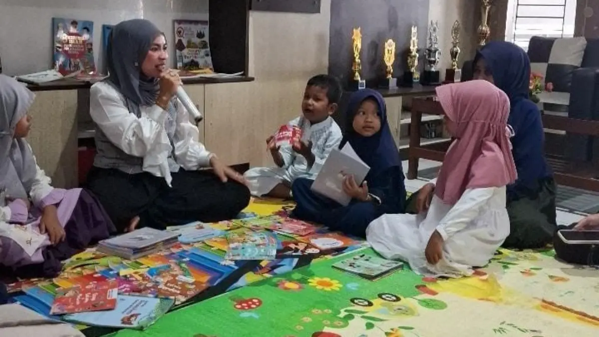 Camat Purwaharja