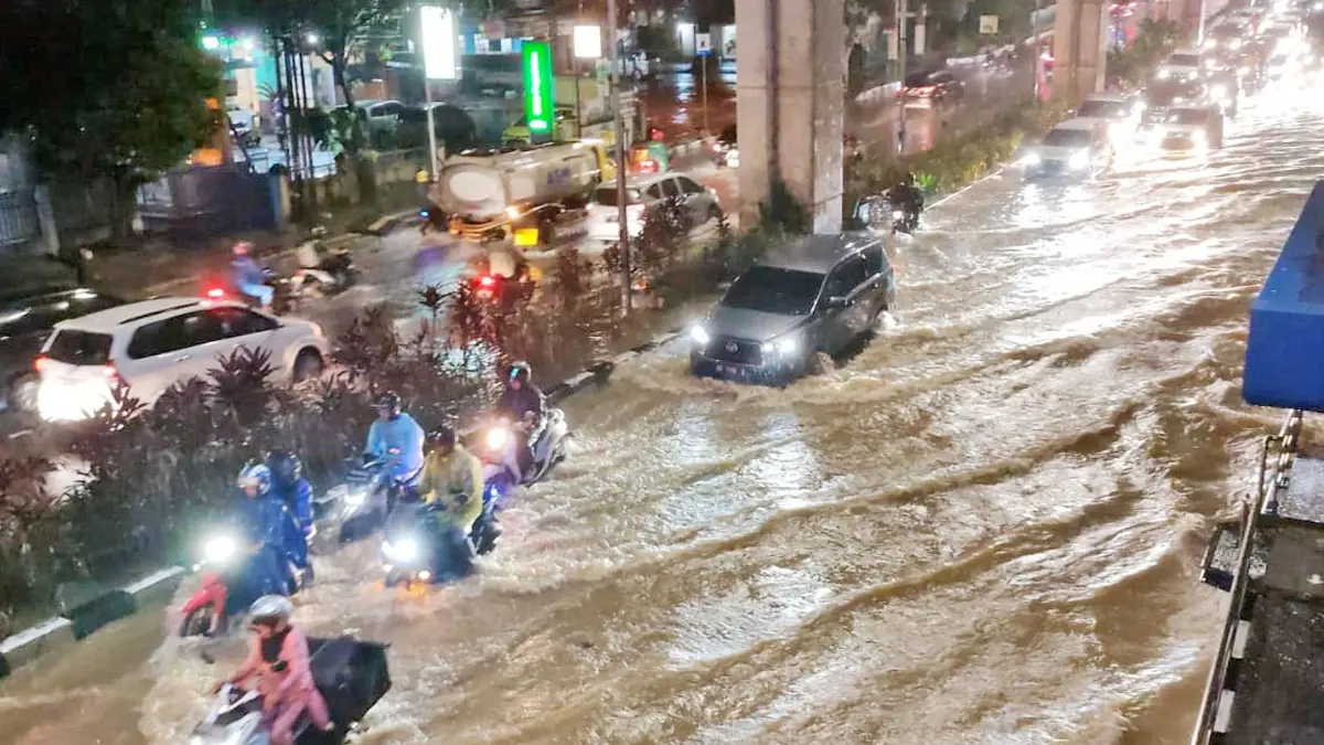 Imbauan BMKG: Waspada Cuaca Ekstrem 15–21 Juli 2025