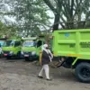 Truk sampah di kota tasikmalaya