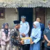 gadis yang viral tinggal di rumah panggung