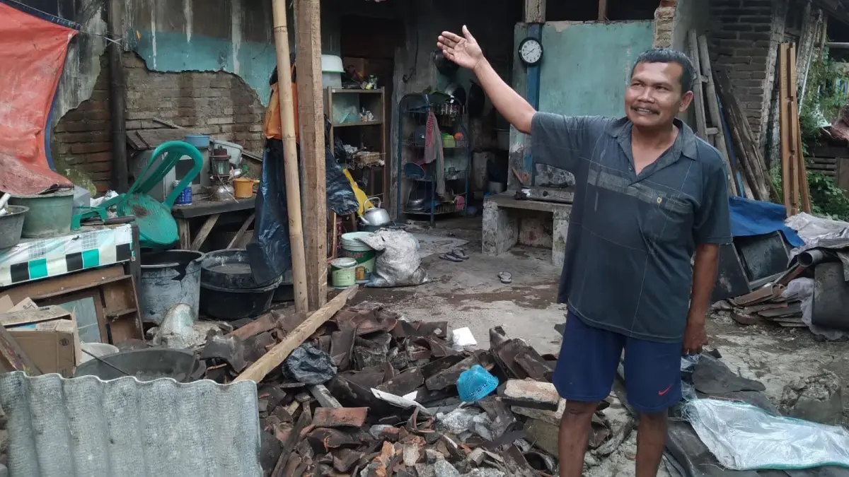 Rumah Warga Banjar Ambruk