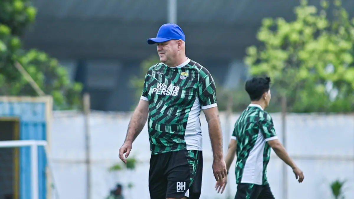 Starting XI Persib vs Semen Padang Tergambar Bojan Hodak
