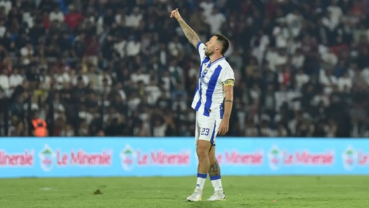 Marc Klok Senang Akan Main di Kandang Persebaya
