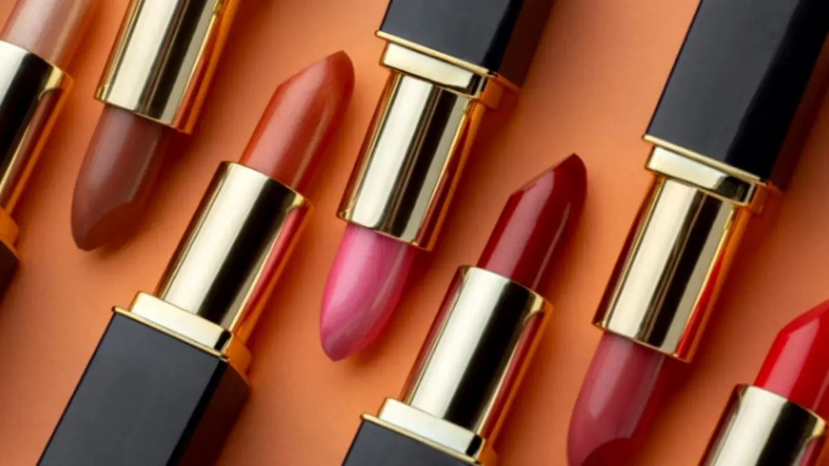 Lipstik Untuk Bibir Gelap
