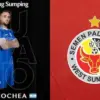 Gelandang Persib Luciano Guaycochea