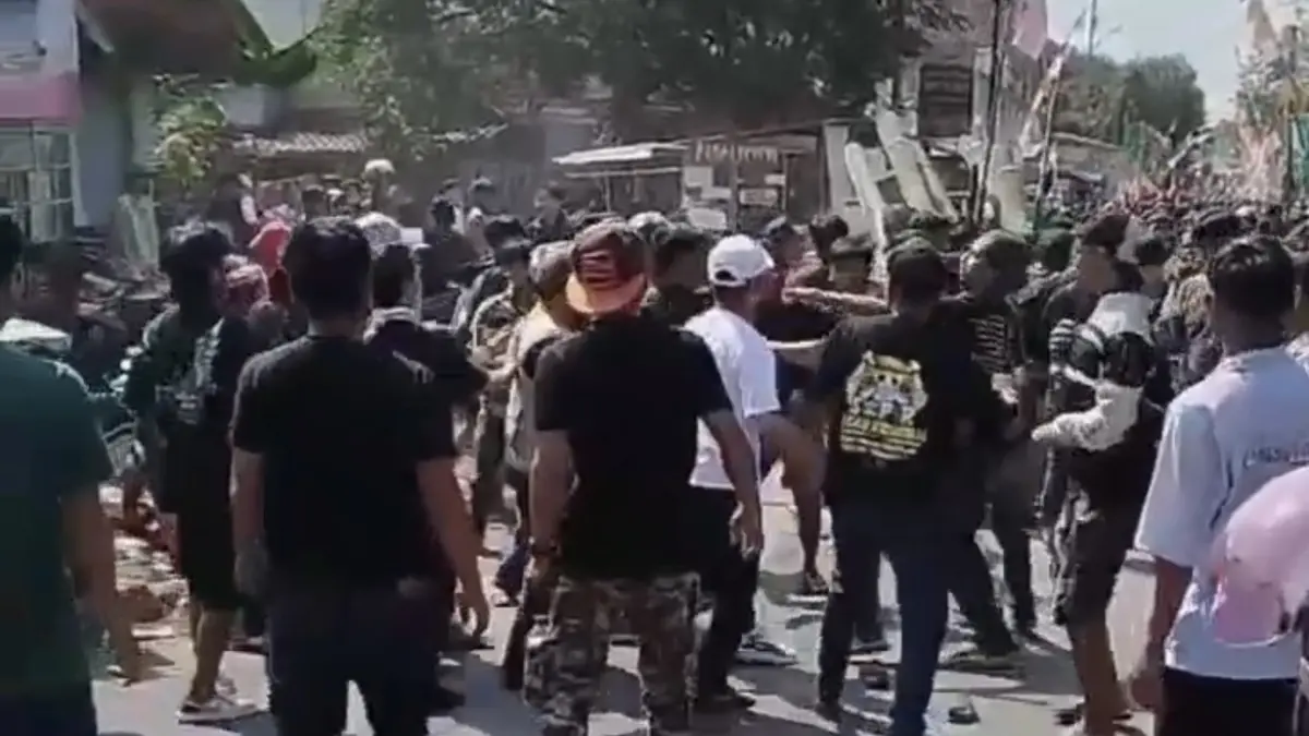 Karnaval agustusan tasikmalaya, bentrok hari kemerdekaan