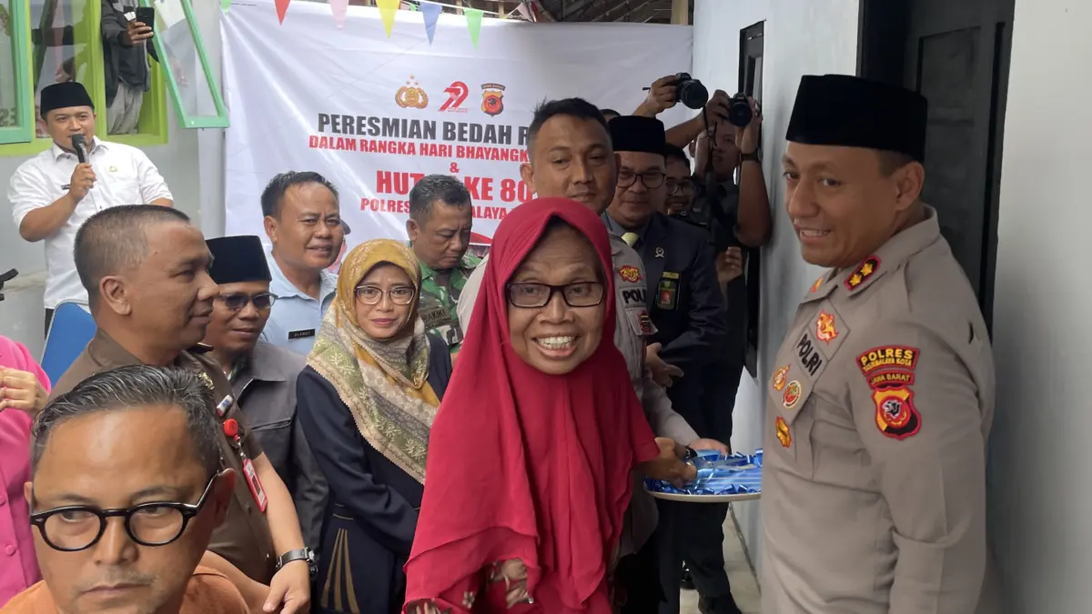 Bedah rumah polres tasikmalaya kota, rumah tidak layak huni