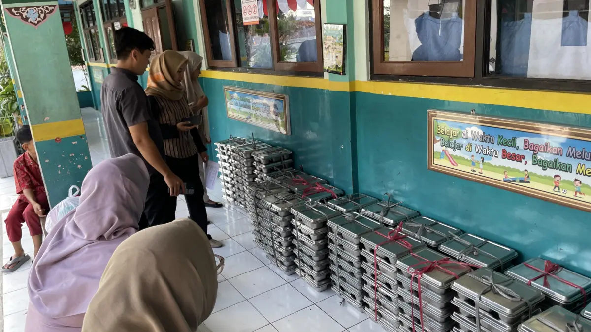 Pengiriman MBG ke sekolah terlambat