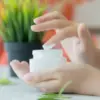 Pelembab Wajah untuk Kulit Kering