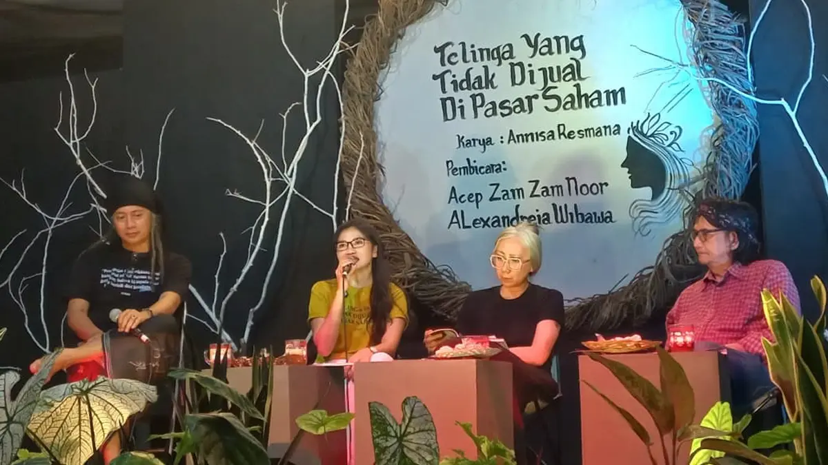Anisa Resmana penulis puisi, Telinga yang Tidak Dij