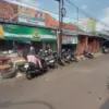 Kios di Bantaran Sungai Citanduy