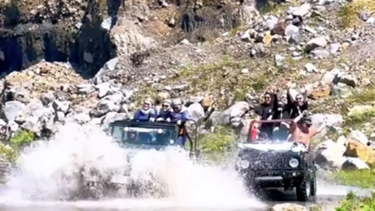 Wisata Jeep Tasikmalaya