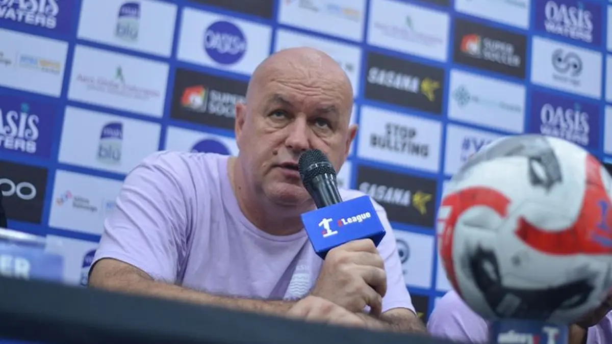 Persib Dihukum Gol Bodoh
