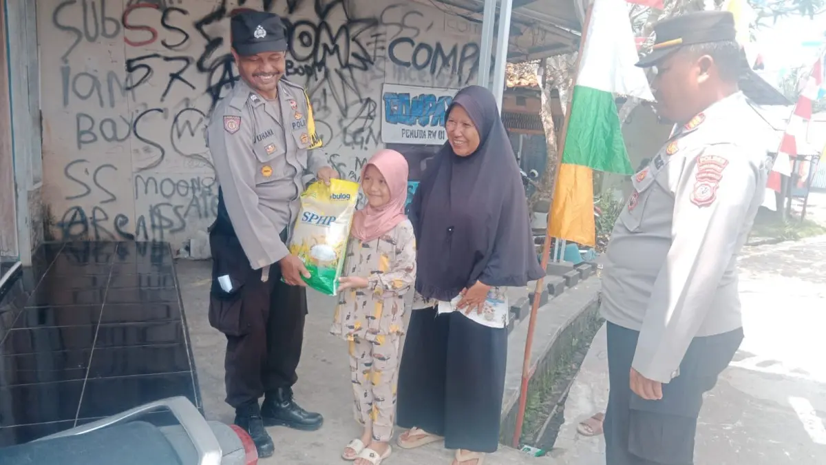 Anggota Polres Pangandaran