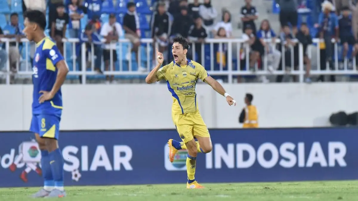 Persib Ciptakan Keajaiban di Stadion Kanjuruhan