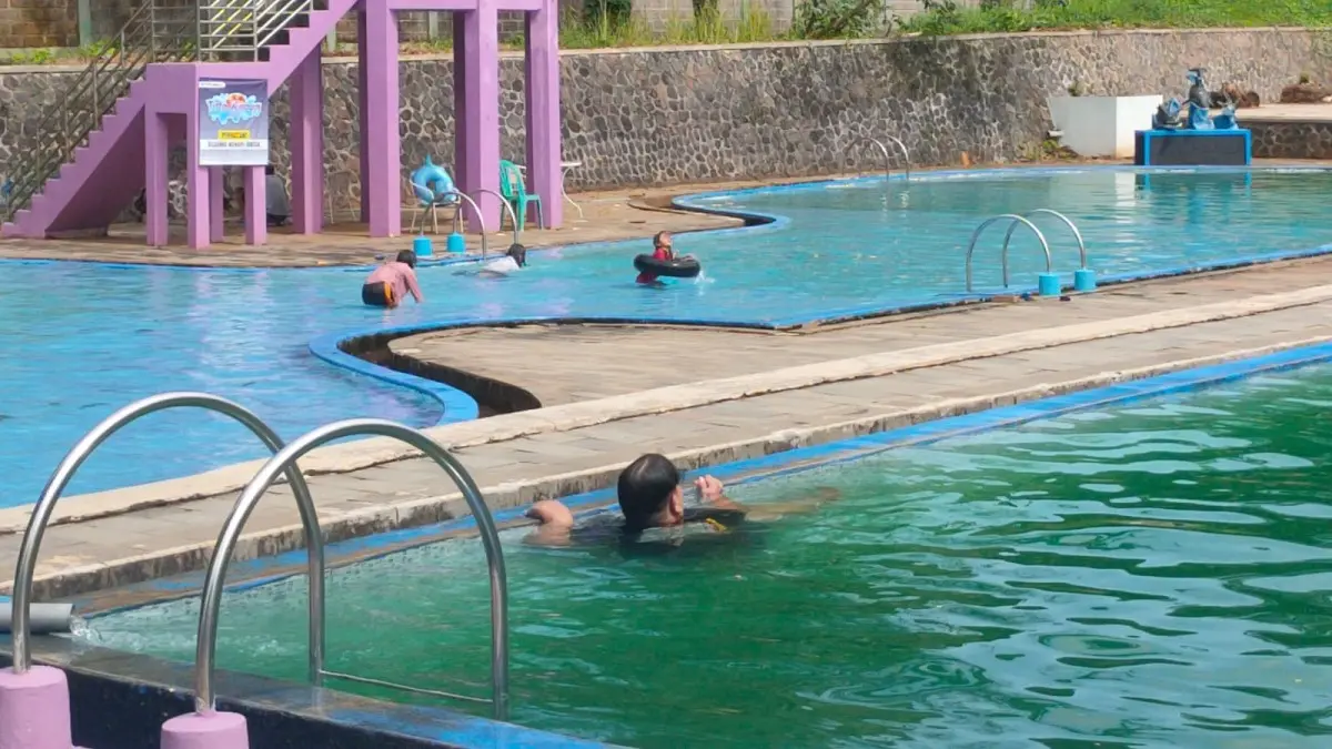 Kolam Renang Tirta Winaya