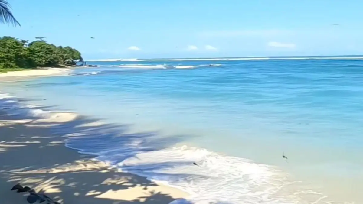 Pantai Ujung Genteng