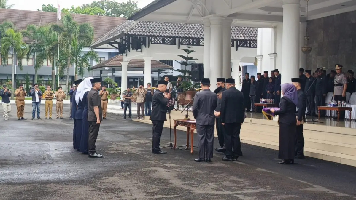 Pelantikan Pejabat Eselon II Ciamis