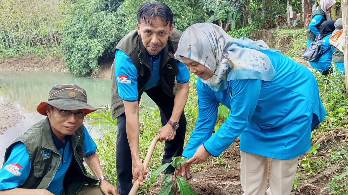 Penanaman Pohon di Ciamis