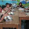 makan bergizi gratis di SDN Cikadongdong tasikmalaya