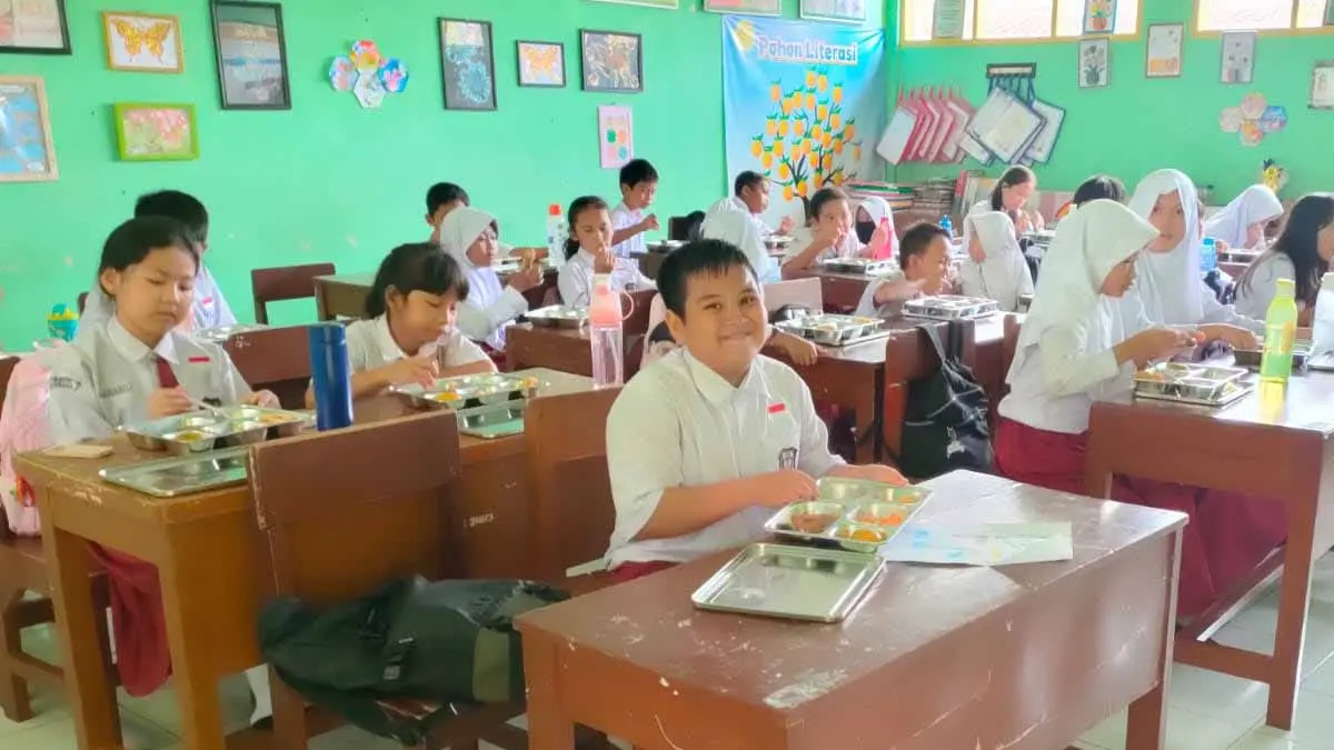 makan bergizi gratis di cidolog ciamis