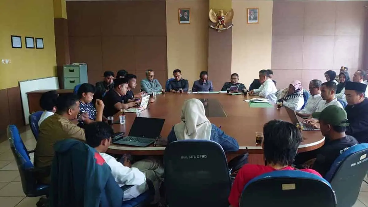 keracunan makan bergizi gratis atau MBG