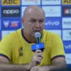Kenapa Persib Tak Remehkan Persis Solo yang Berada di Kolam Degradasi