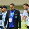 Pelatih PSBS Biak Divaldo Alves Bongkar Taktik Bojan Hodak di Persib Bandung