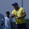 Cara Bojan Hodak Bawa Persib Menjemput Kemenangan di Markas PSBS Biak