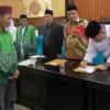 Guru Honorer Madrasah Audiensi ke DPRD