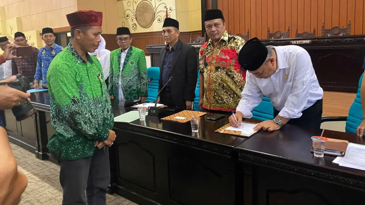 Guru Honorer Madrasah Audiensi ke DPRD