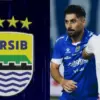 Pemain Persib Frans Putros
