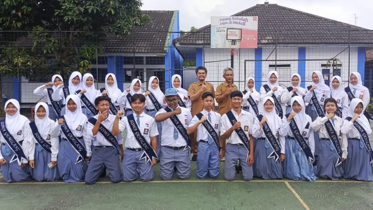 SISWA GEMILANG