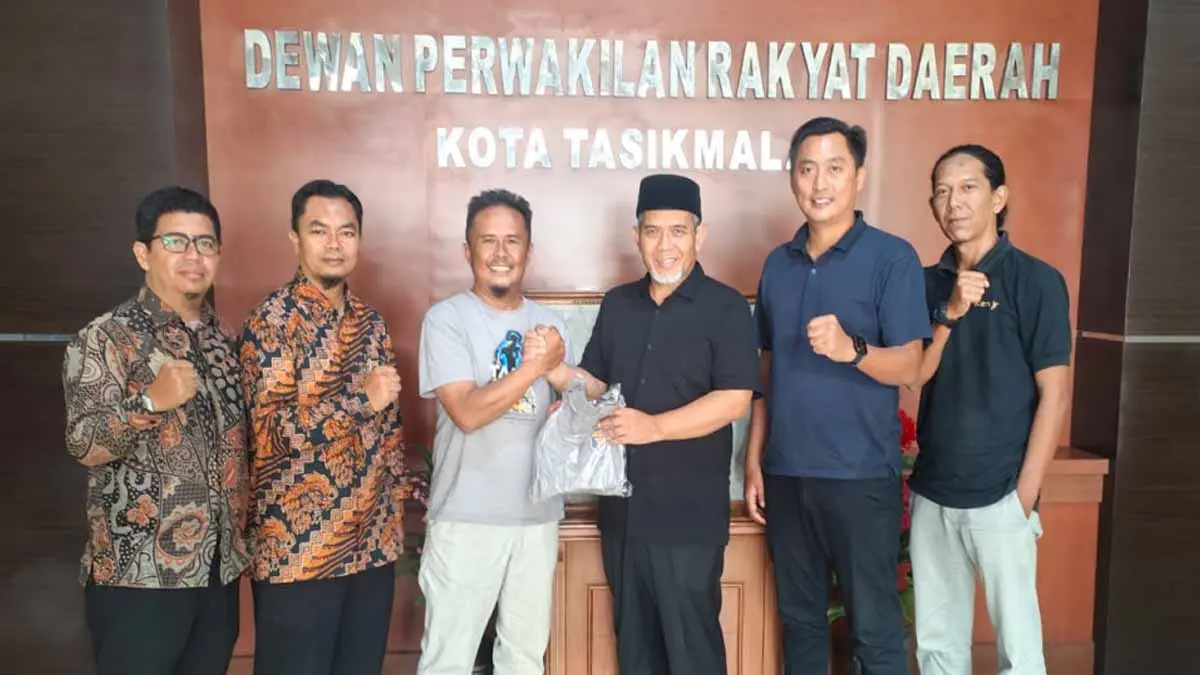 Minta Dukungan Pembinaan, Sekolah Sepak Bola di Kota Tasikmalaya ini Silaturahmi ke DPRD sekolah sepakbola di Kota Tasikmalaya