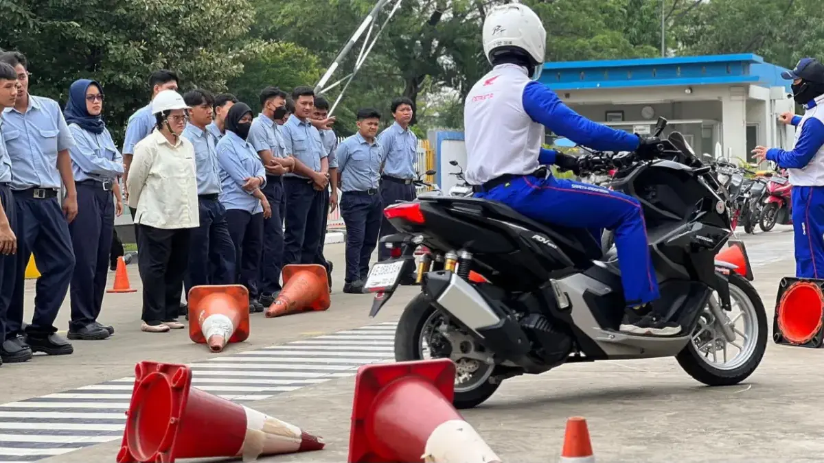 Jangan Biarkan Ego di Jalan Raya Menghancurkan Kebahagiaan Keluargamu di Jalan Raya