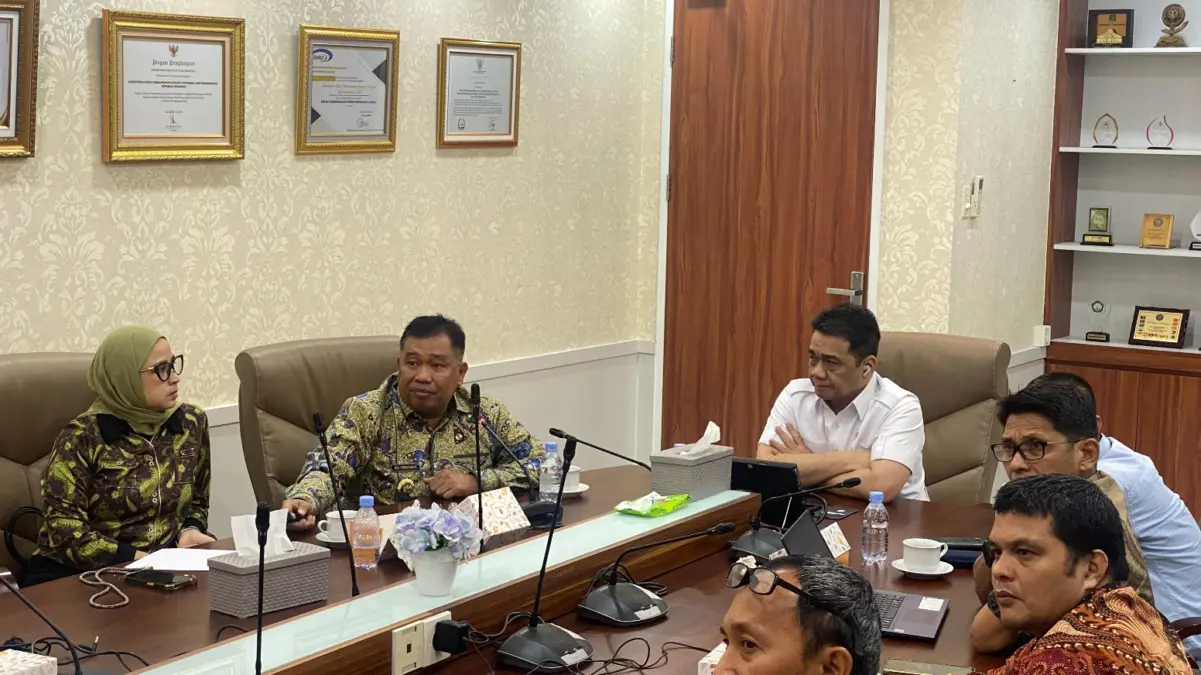 Bupati Takalar Sampaikan Kondisi Kepulauan Tanakeke, Dorong Dukungan untuk Akses Air Bersih dan Listrik Bupati Takalar