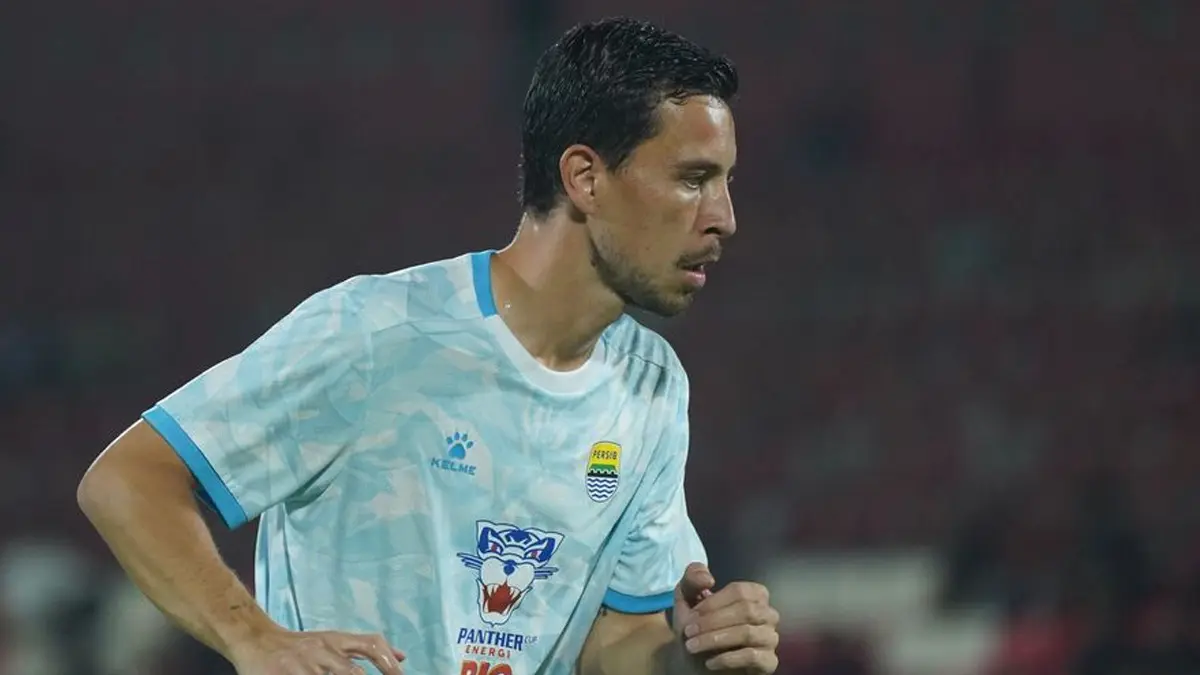Thom Haye Ungkap Kondisi Terbaru Persib Bandung Jelang Lawan Selangor FC